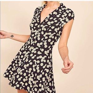 Reformation size 6 Concord Daisy mini dress
